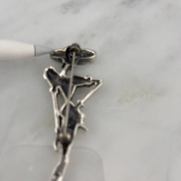 Sterling Silver 80s Diva Woman Big Hat Puff Sleeves Skirt Suit Heels Brooch Pin - Picture 3 of 6